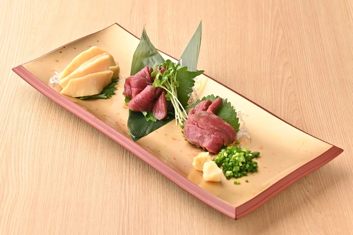 馬刺し