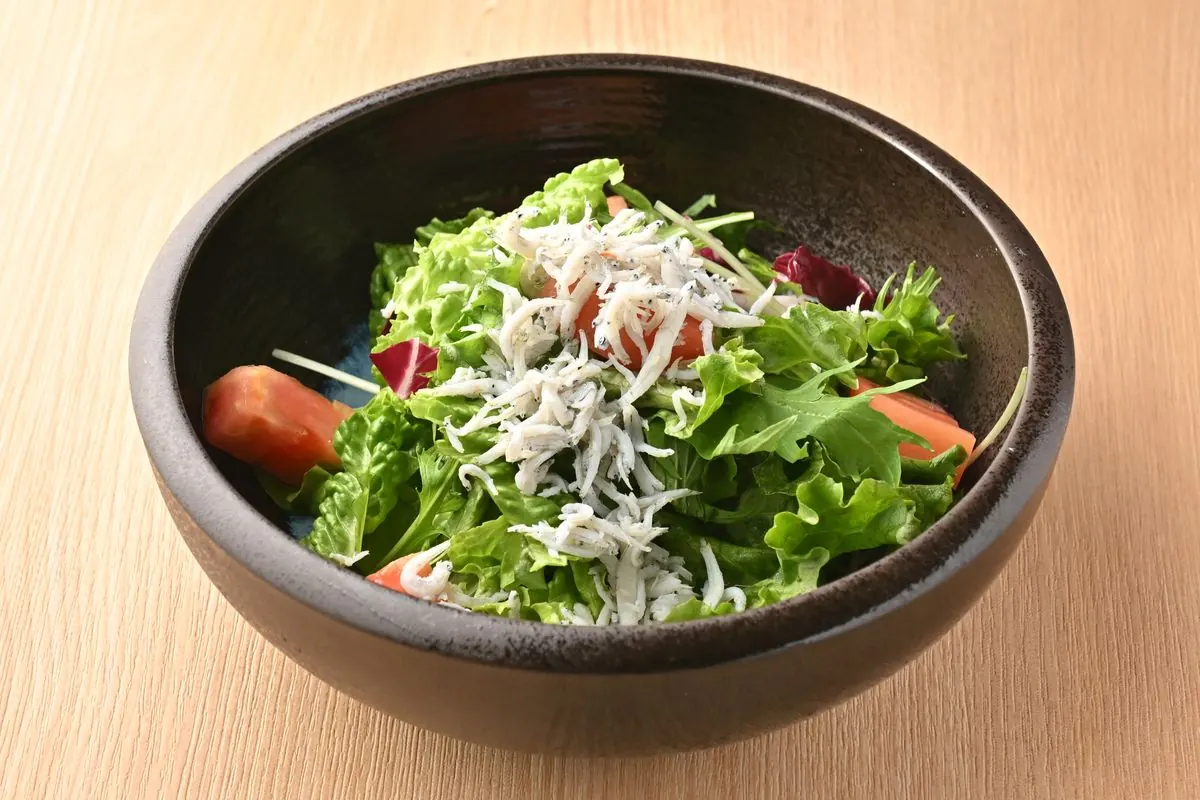 釜揚げしらすサラダ